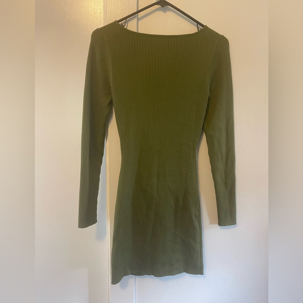 Wilfred Cutout Knit Longsleeve Mini Dress in Grotto Green Aritzia - Picture 5 of 9
